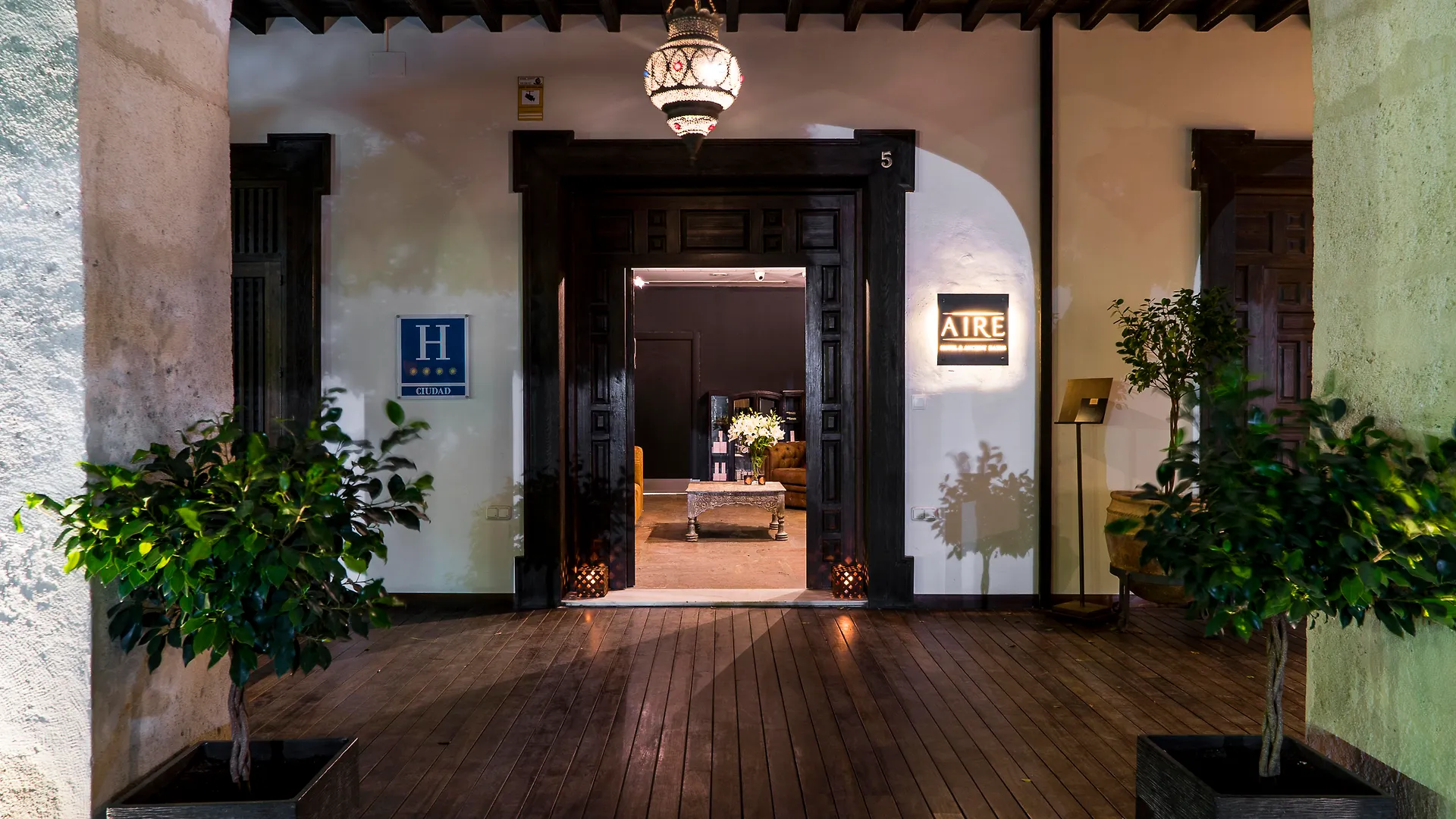 Aire Hotel & Ancient Baths アルメリア